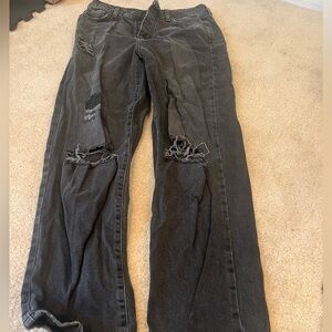 Black Forever 21 Rip Jeans